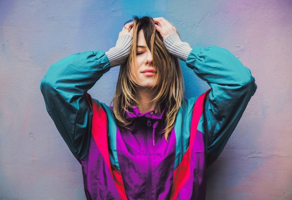 Quels conseils pour associer un sac à dos chic à une tenue professionnelle?